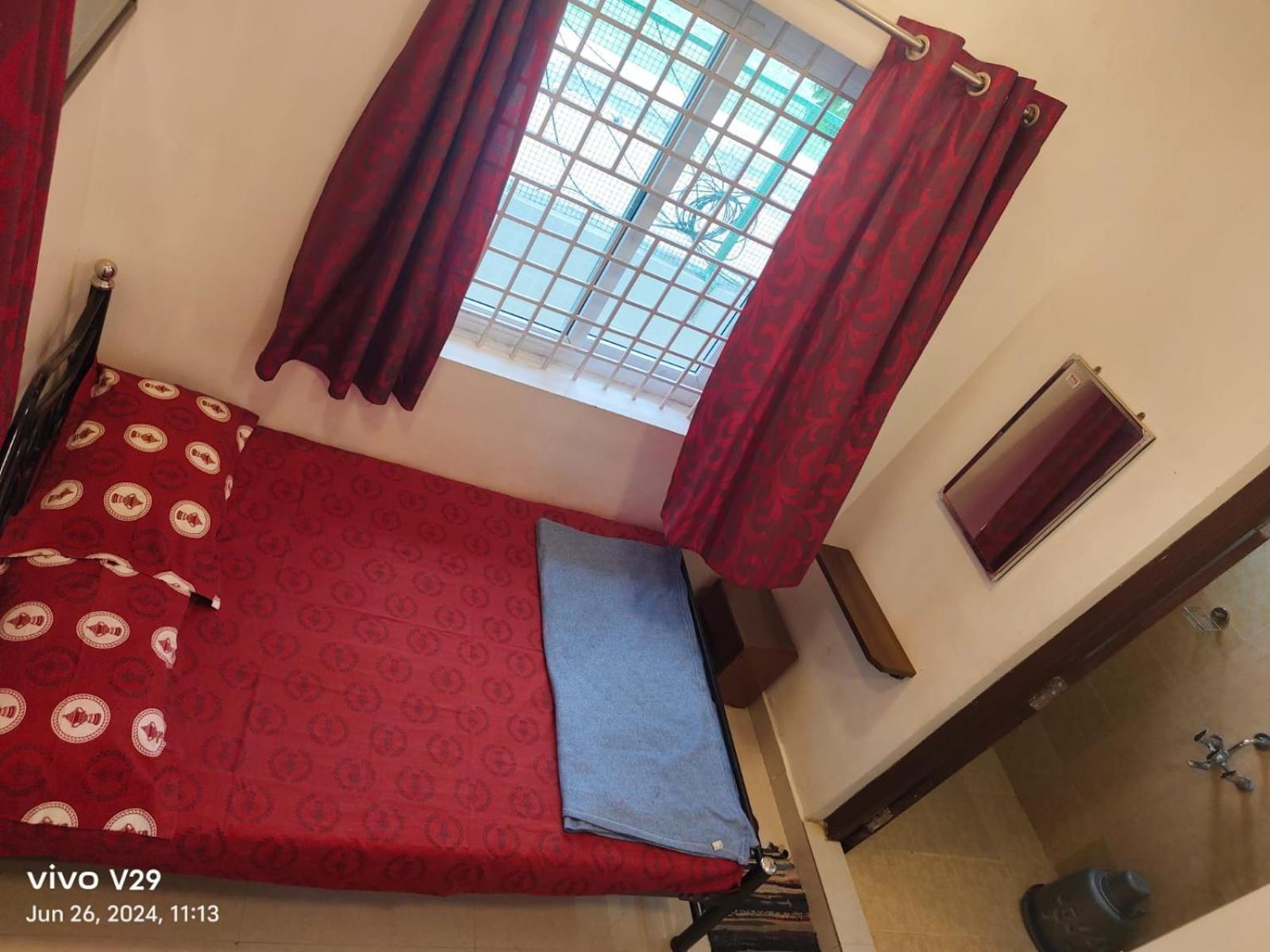 Sree Laxmi Mahal Hotel Thoothukudi Eksteriør billede